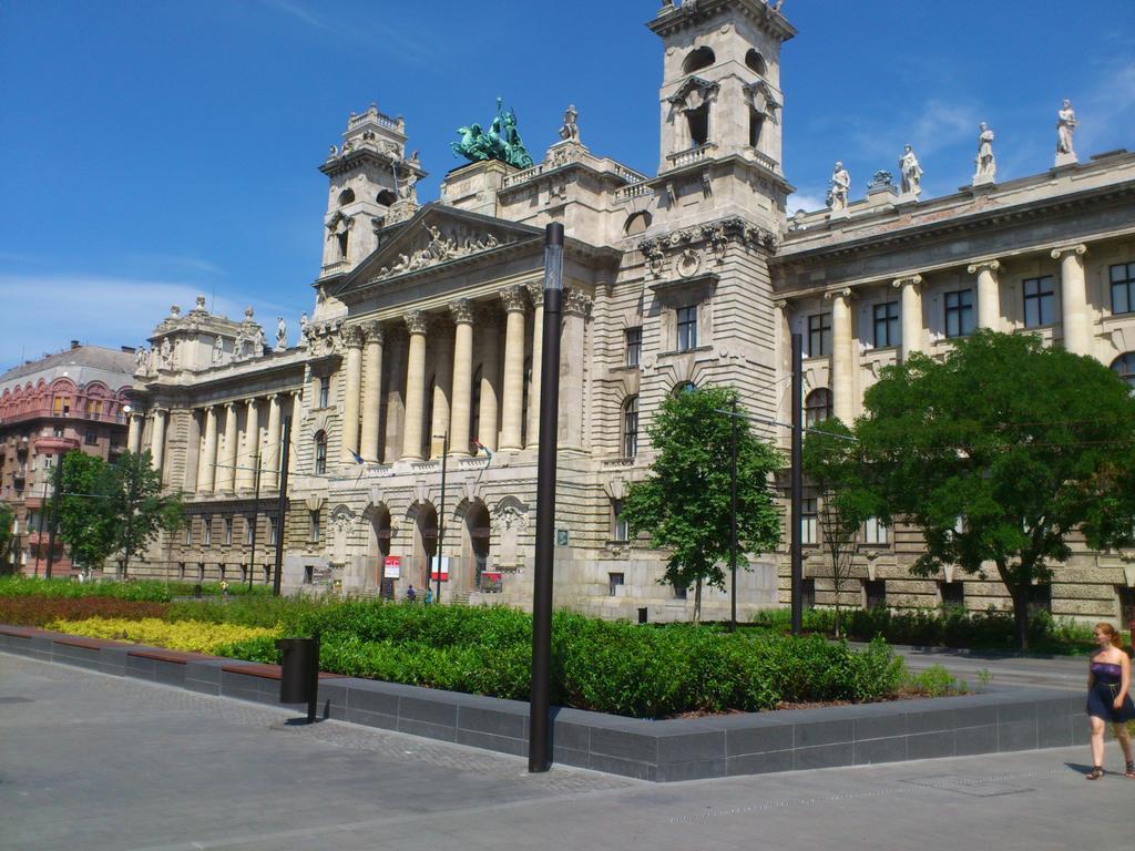 Melinda Apartment Budapeste Exterior foto